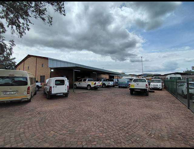 1,743M² BUSINESS FOR SALE IN MOKOPANE CENTRAL